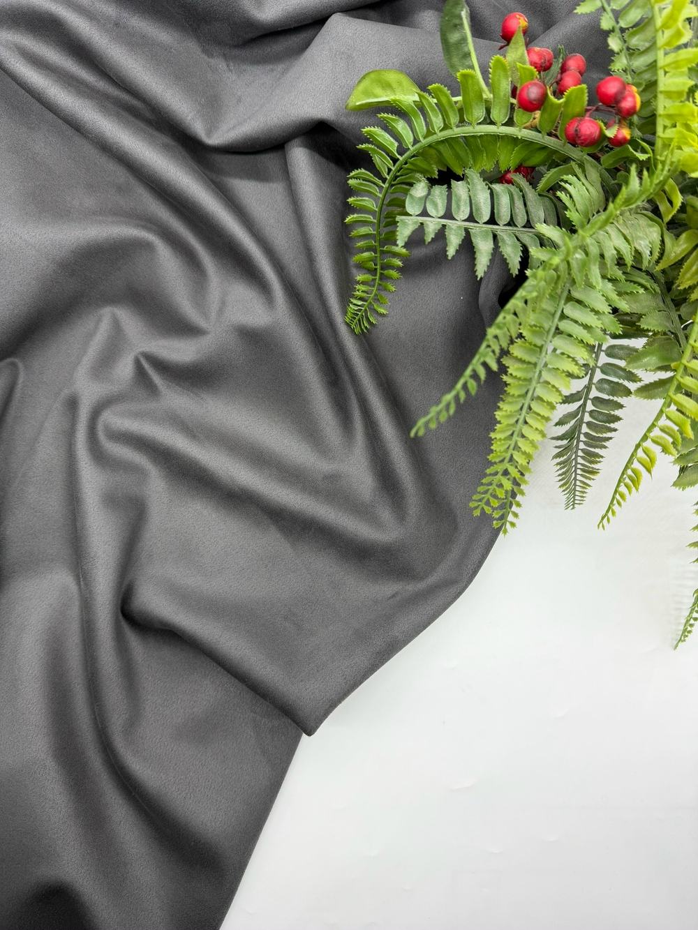 Замша на скубе серая