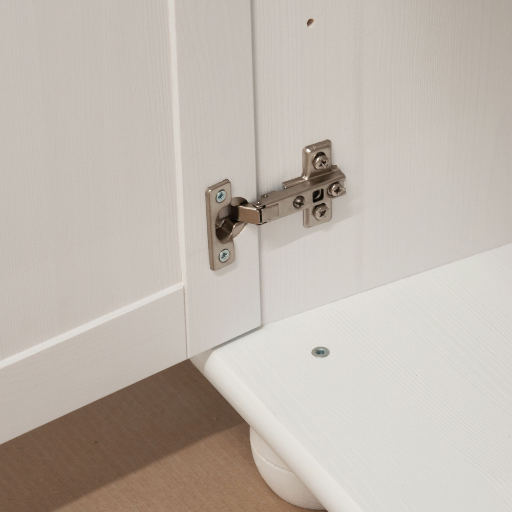 Комод белый с 4 ящиками и 2 дверями Харви из массива сосны с филенкой для спальни и кухни в викторианском стиле, комод деревянный для вещей и одежды на ножках напольный