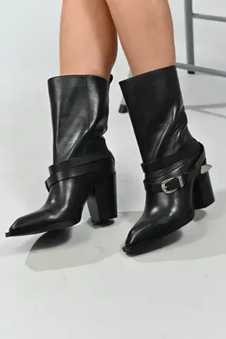 Ботинки женские