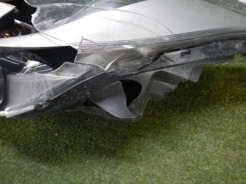 Битая Фара левая KIA Rio 4 (2017-2020) галоген