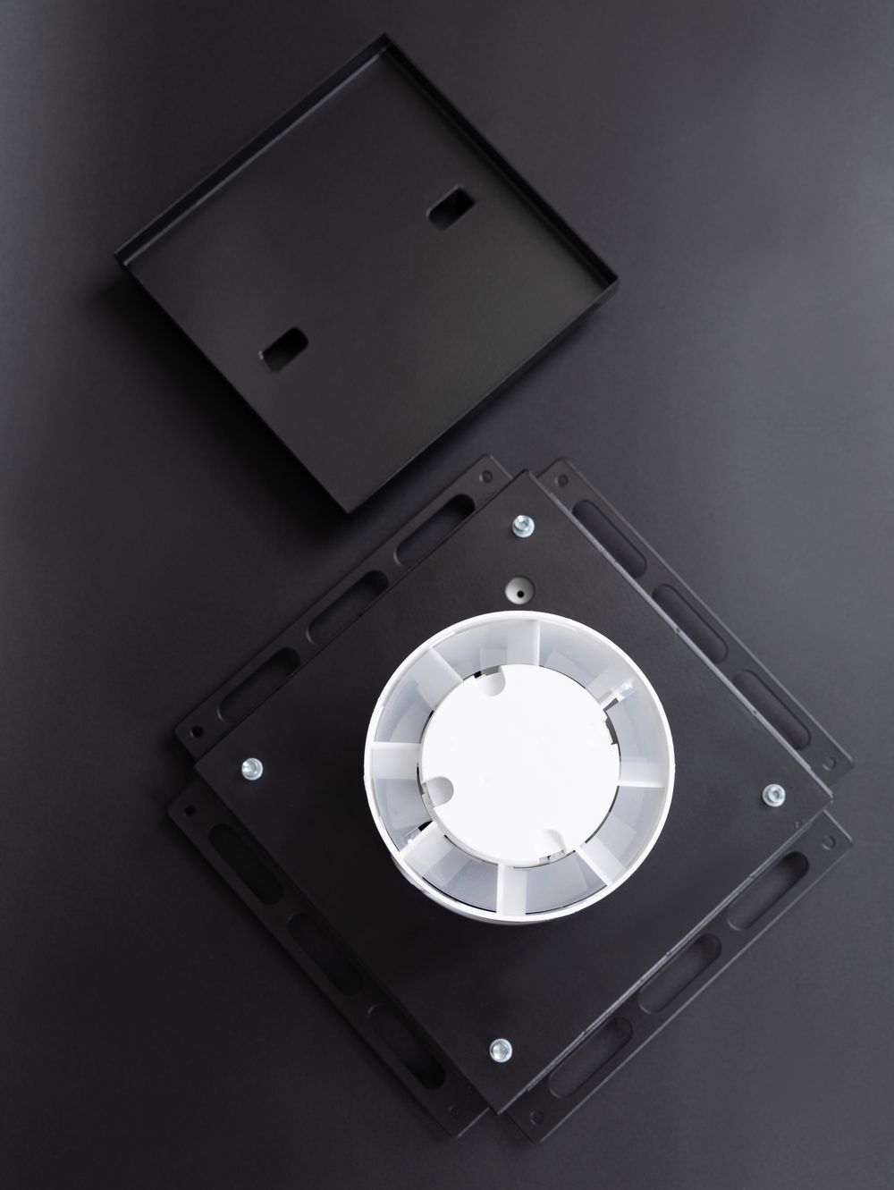 Решетка скрытого монтажа РППВ 100х100 Черный