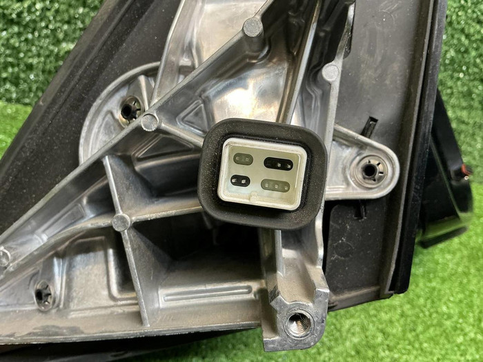 Зеркало правое BMW X5 G05 (2018-н.в.) 9 контактов