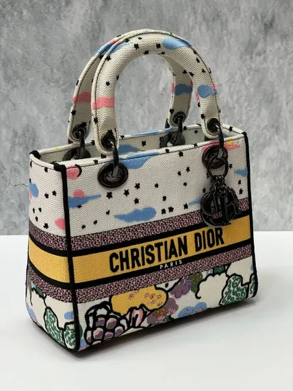 Женская сумка Dior Lady D-lite, модель среднего формата белый