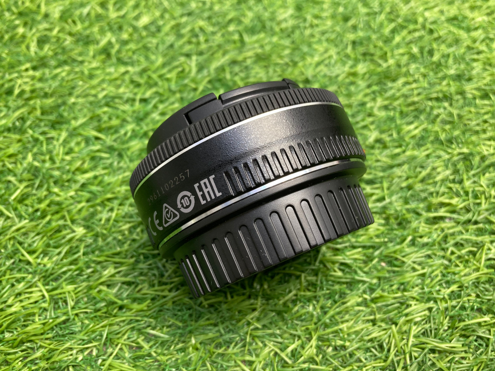 Canon EF 40mm 2.8 STM