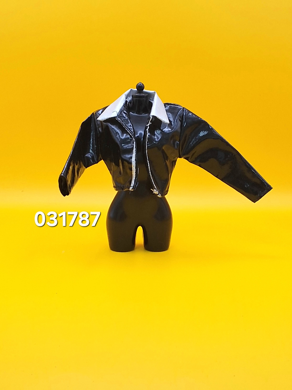 Одежда для куклы Барби 031787