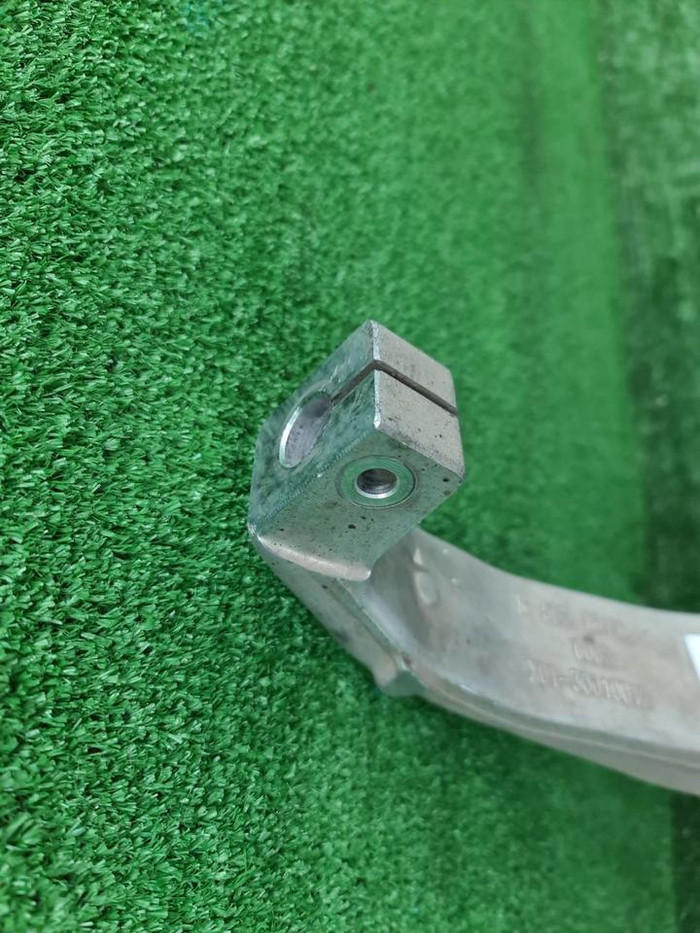 Кулак поворотный правый Lixiang L9 (2022-н.в.)