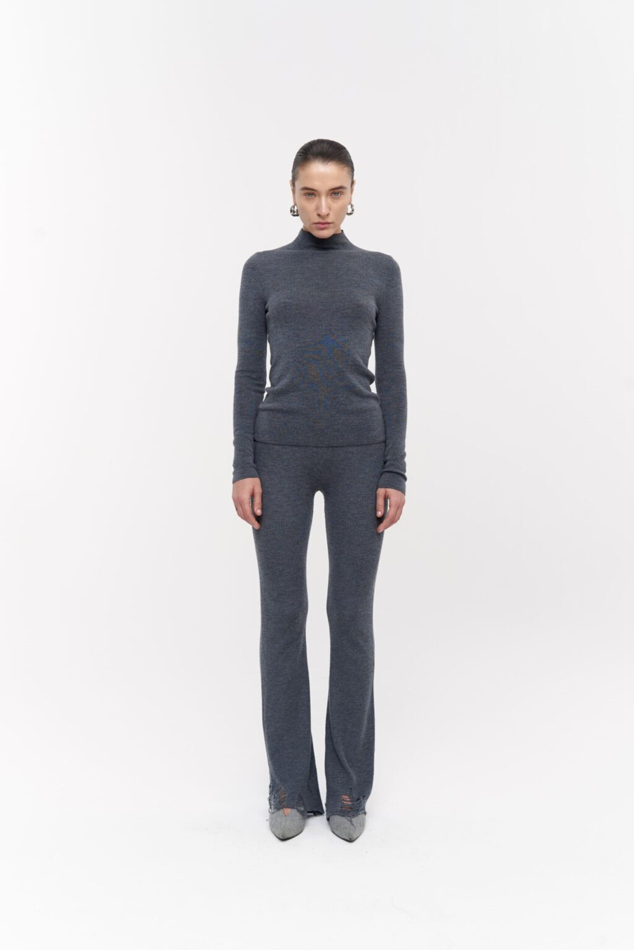 Брюки с рваным краем