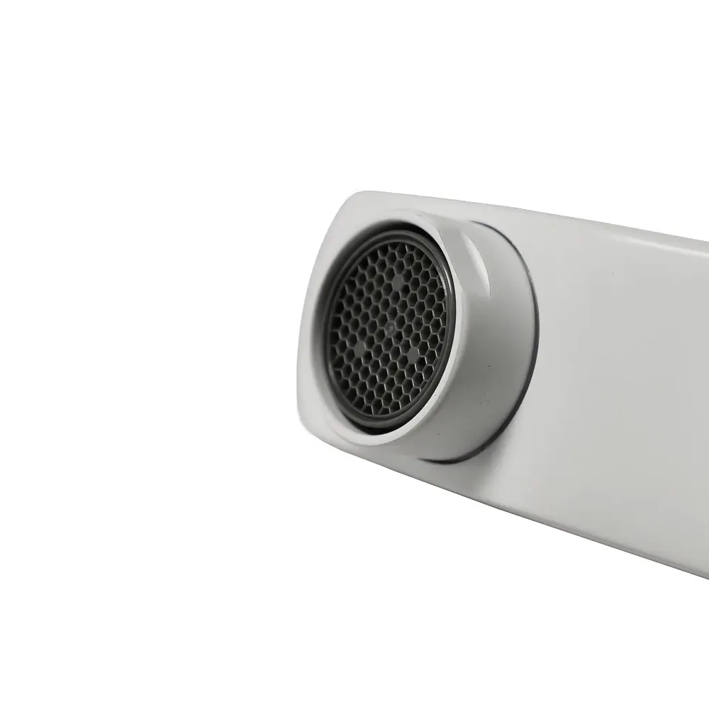 Смеситель Royce Pro для ванны и душа (RCM-120503WH)