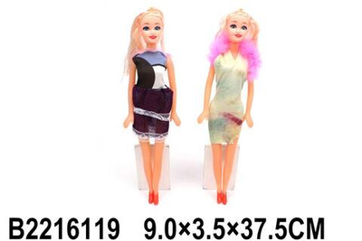 Кукла тип Модель 37см, пакет T833-316