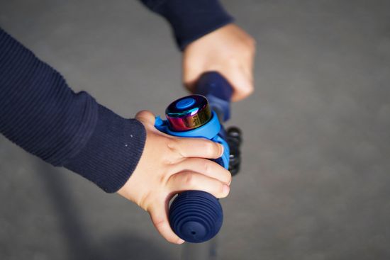 Звоночек на самокат неохром синий BOX