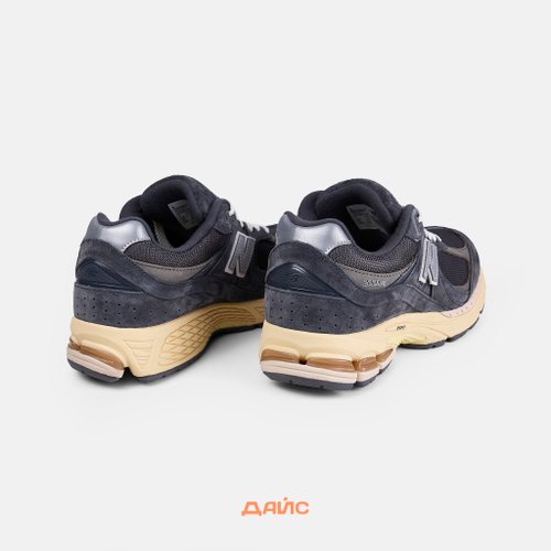 Кроссовки New Balance 2002R 