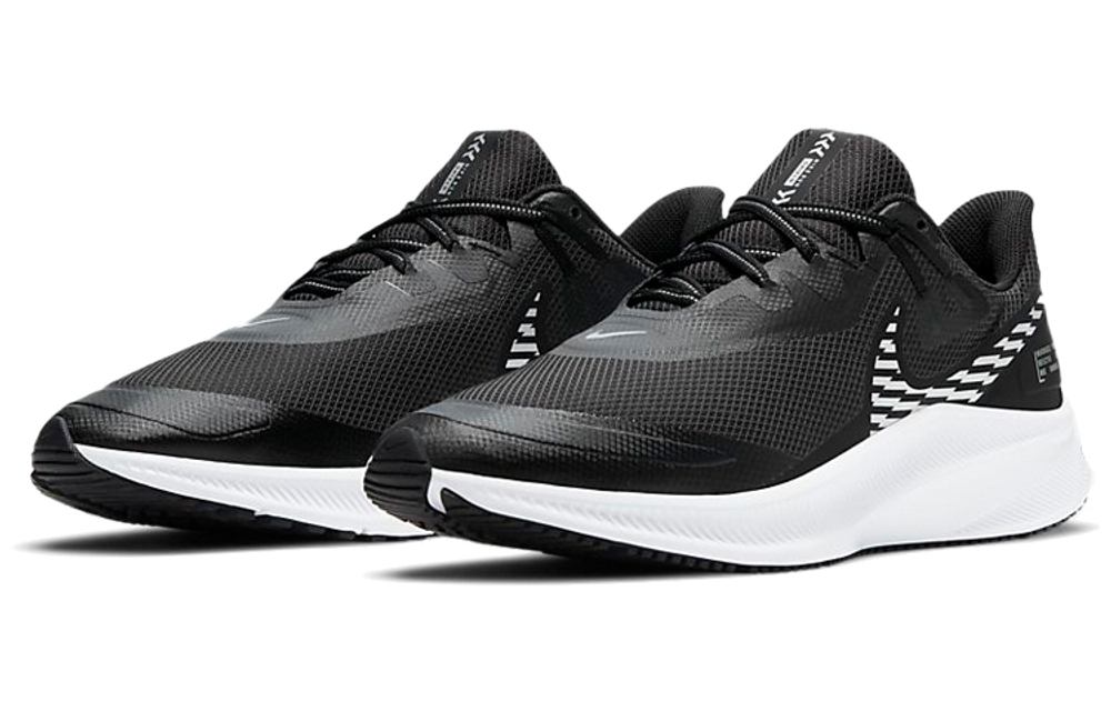 Кроссовки Nike Quest 3 Shield