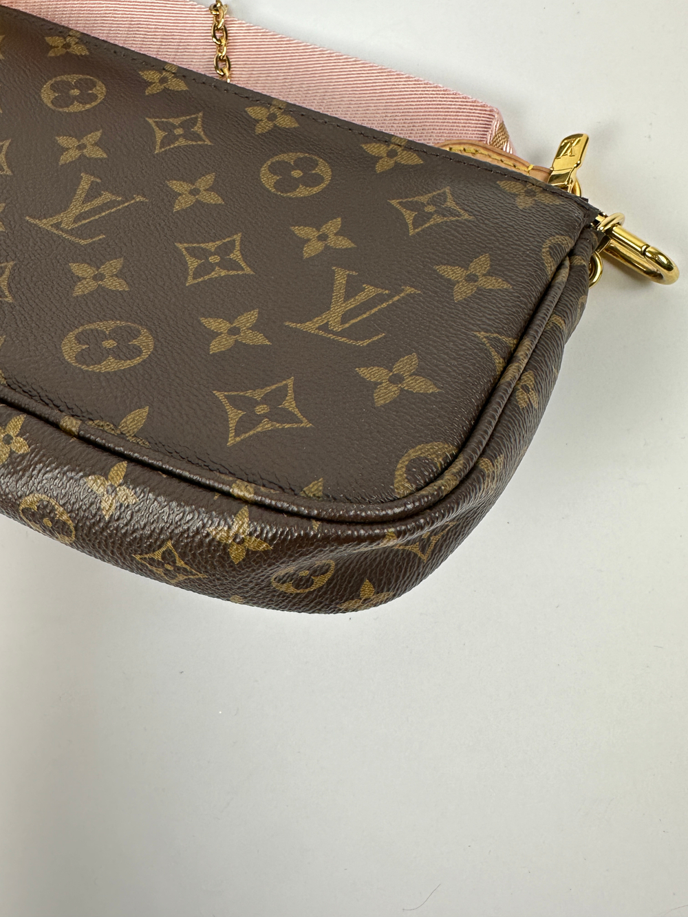 Сумка Louis Vuitton Multi Pochette Accessoires