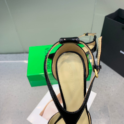 Bottega Veneta Rocket T-Bar Pump 9 cm