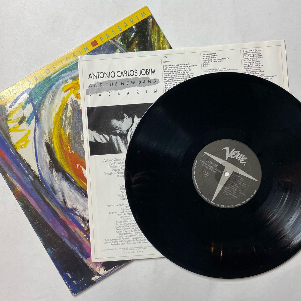 Винтажная виниловая пластинка LP Antonio Carlos Jobim Passarim (USA 1987)
