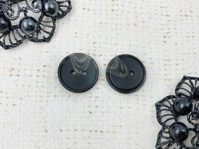Пуговицы, d 1,8 см, 2 прокола, чёрный