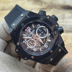 Часы Hublot