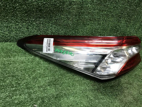 Фонарь левый внешний Toyota Camry XV70 (17-нв) LED