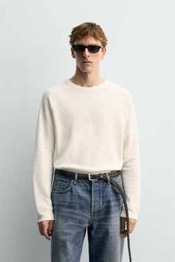 ZARA Х AARON LEVINE ФУТБОЛКА С ВАФЕЛЬНОЙ СТРУКТУРОЙ, ЭКРЮ