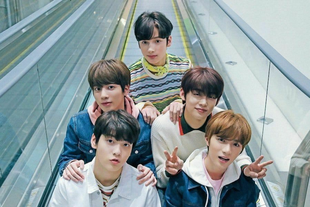 Альбом TXT - Dream Chapter:Magic 1st Album 2 Version SET