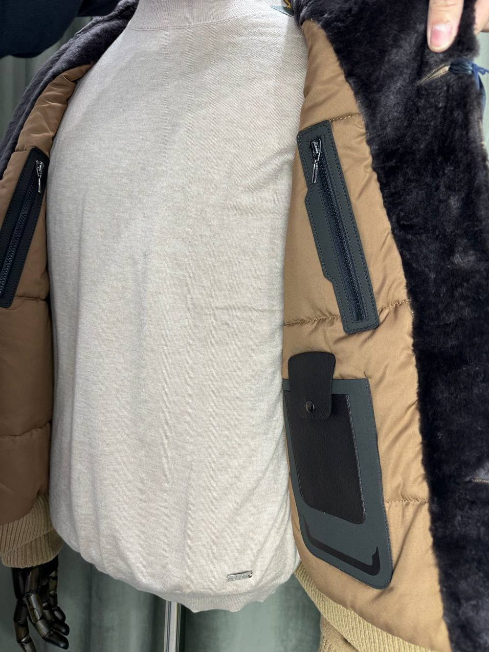 Пуховик Kiton