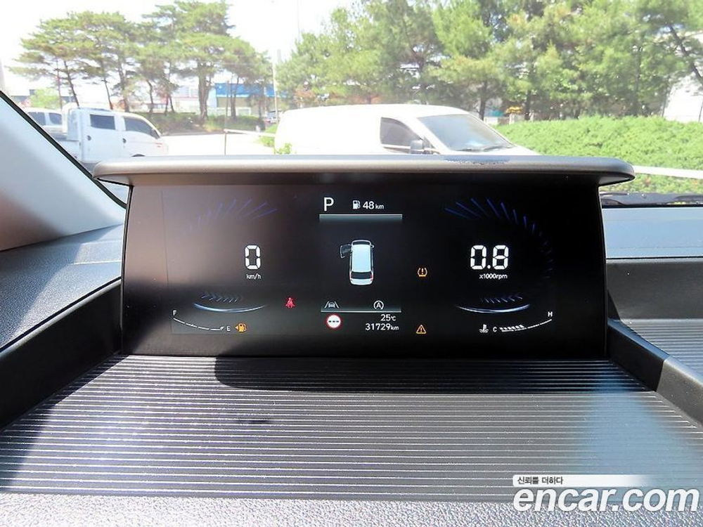 Hyundai Staria Cargo 3-х местный (05.2022)