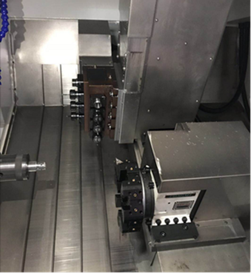 Горизонтальный токарный обрабатывающий центр с приводным инструментом с осью Y «HIRUNG» Е45MY