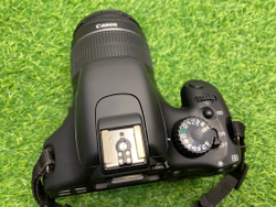 Canon 550D Kit 18-55mm 3.5-5.6 lll