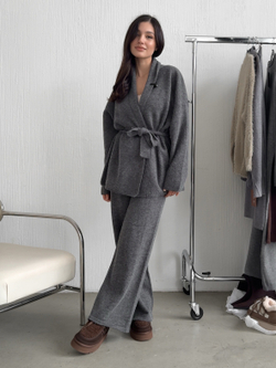 Комплект вязаный, кардиган с поясом и брюки