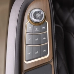 Массажное кресло Orlauf Angel Brown