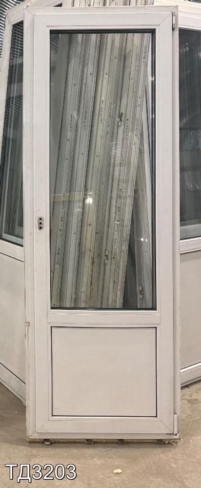 Дверь балконная пластиковая Б/У 2100(в) x 740(ш)