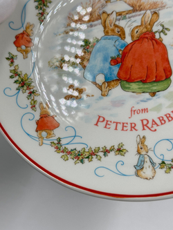 Тарелка Merry Christmas from Peter Rabbit Wedgwood 1997 год