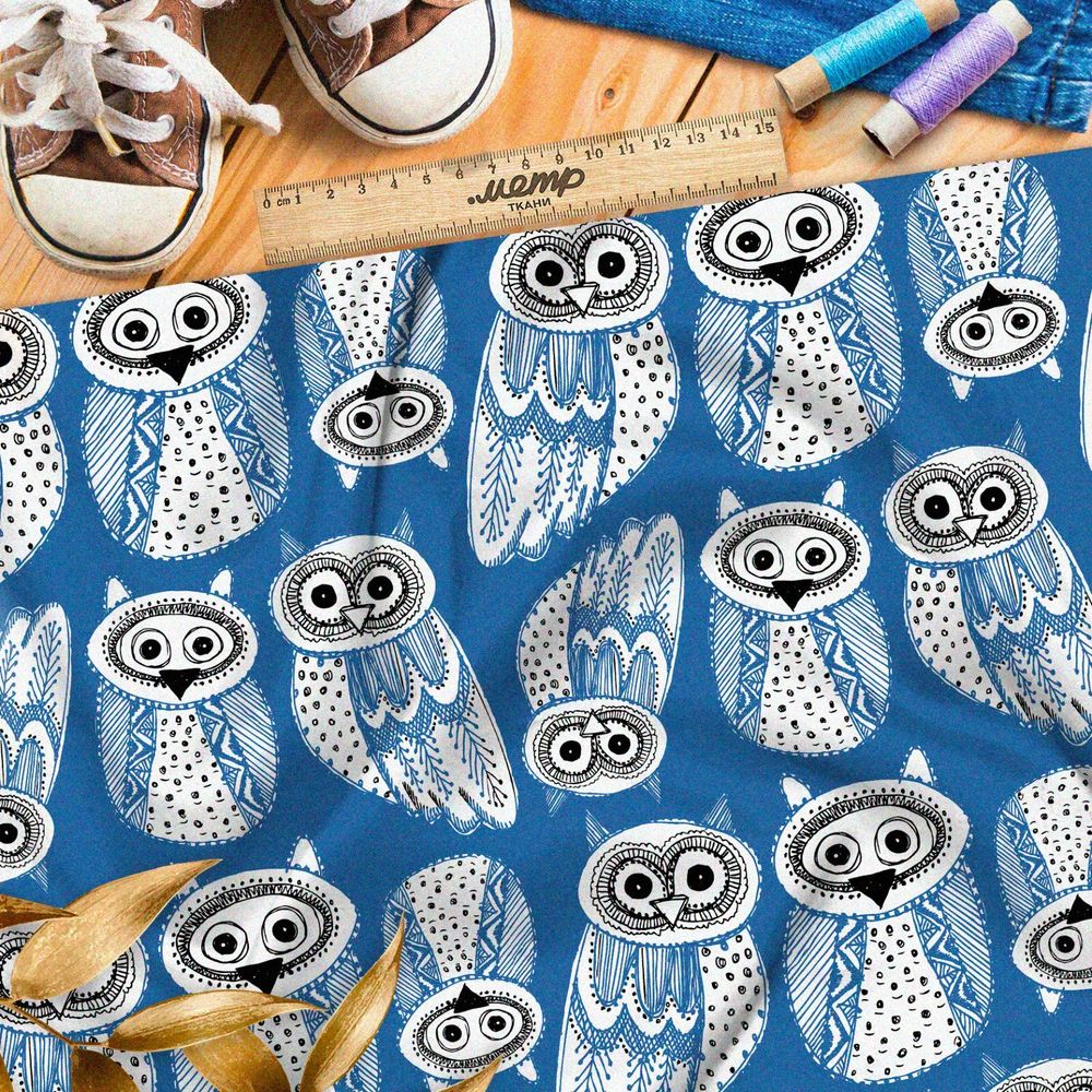 Ткань ниагара пуховые совы на синем фоне