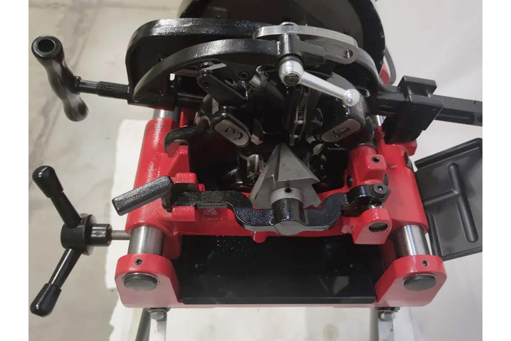 Резьбонарезной станок VOLL V-Matic A3