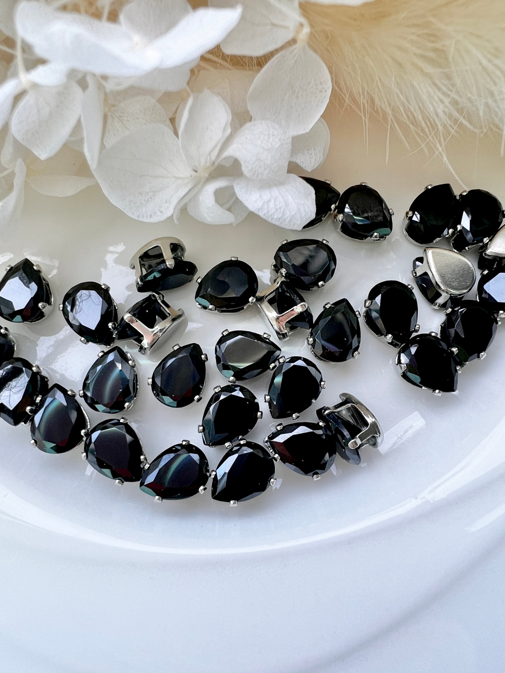 Фианит капля 6*8 мм, Черный (оправа серебро)