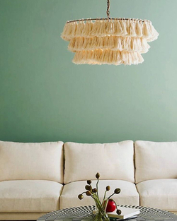 Стильные многоярусные подвесные светильники из мягких кисточек