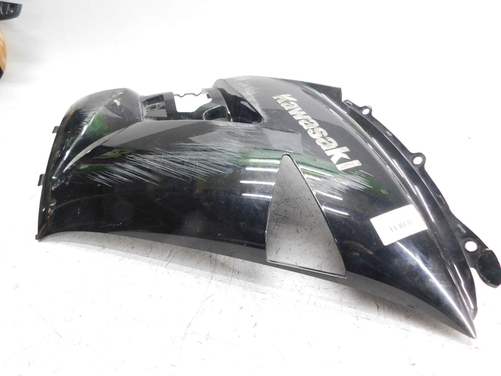 Пластик боковой правый Kawasaki ZZR1400 06-11 55028-0219