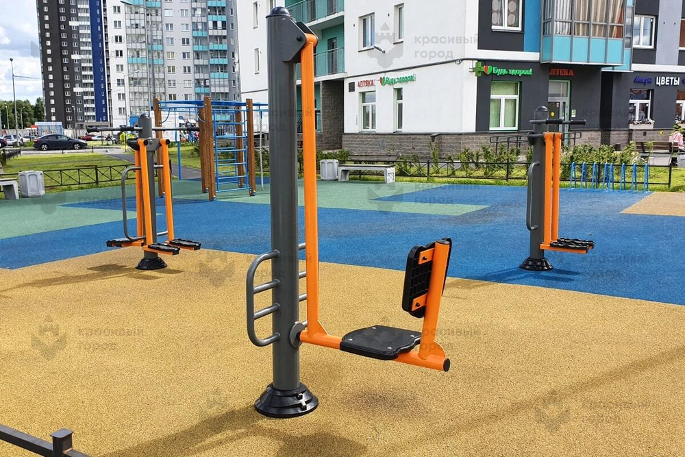 Уличный тренажер Жим ногами