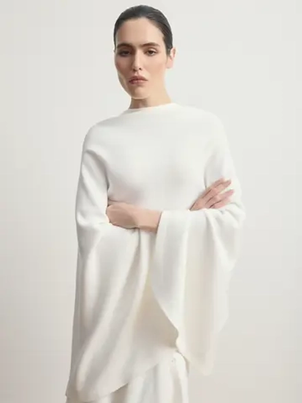 Пончо «Soft Flow» молочный