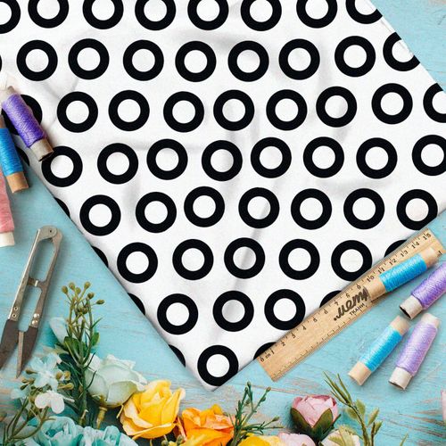 Ткань премиум сатин черные круги на белом