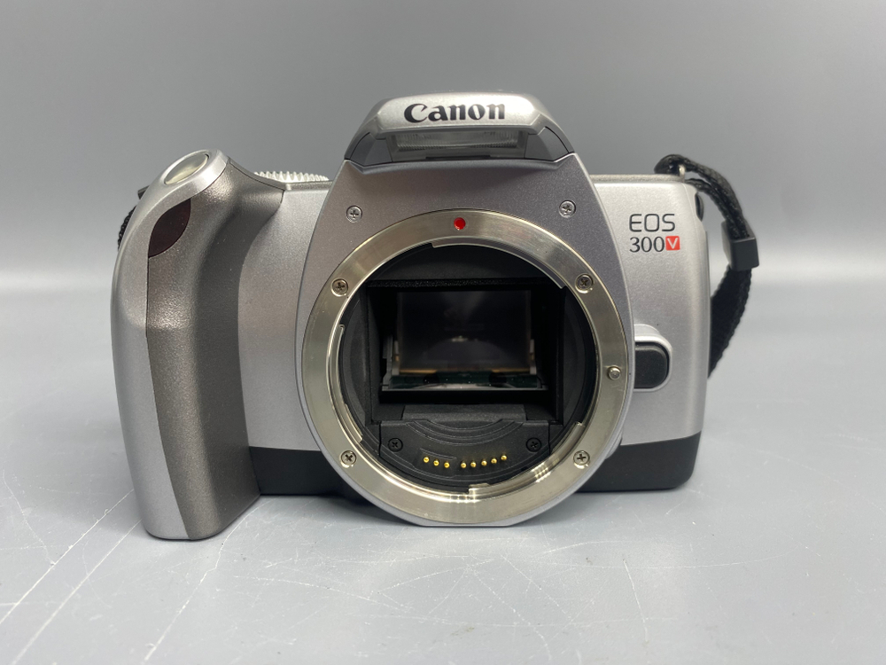 Canon EOS 300V Kit 28-90mm