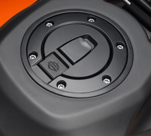 61100188 Крышка бензобака H-D RA1250