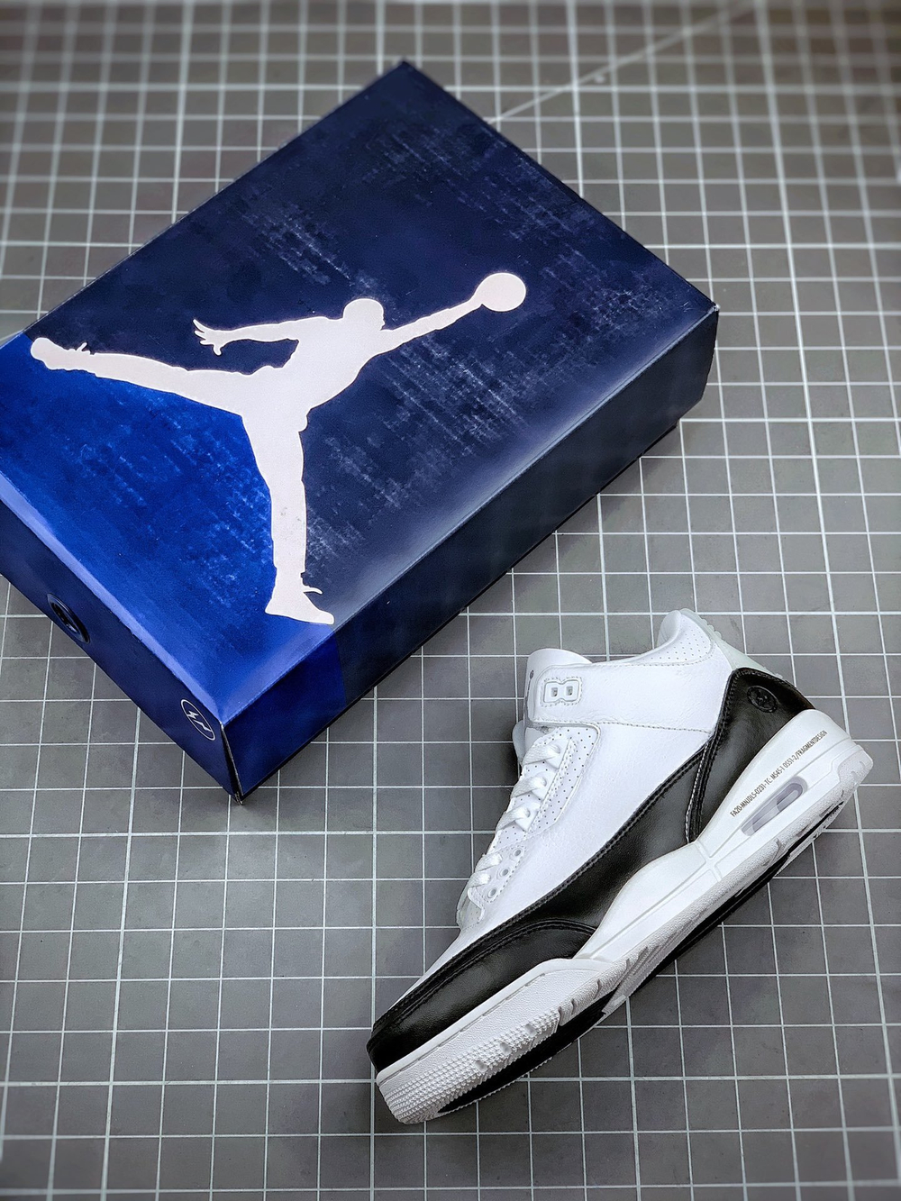 AIR JORDAN 3 SP