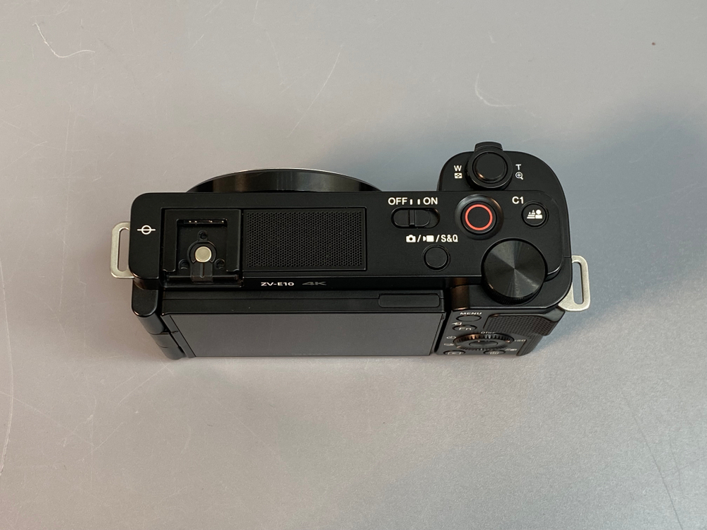 Sony ZV-E10 kit 16-50mm 500 кадров