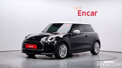Mini Cooper Classic (09.2022)