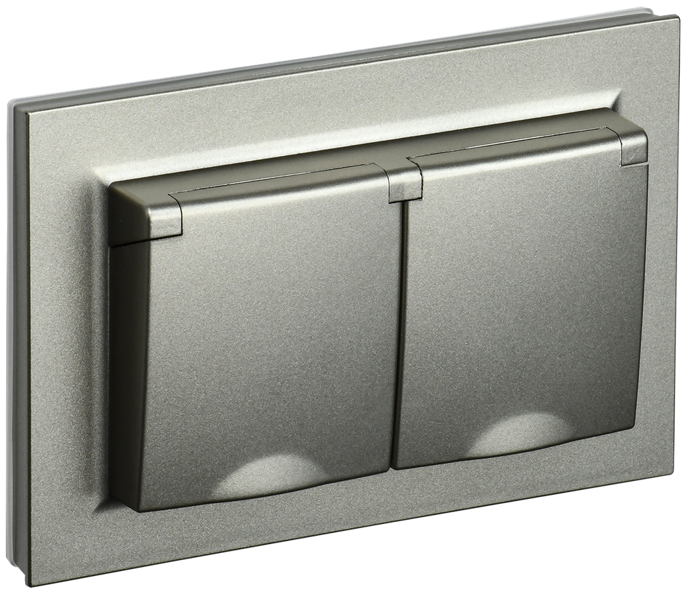 BRITE Розетка 2-местная с заземлением с защитными шторками и крышкой 16А в сборе IP44 РСбш12-3-44-БрШ шампань IEK