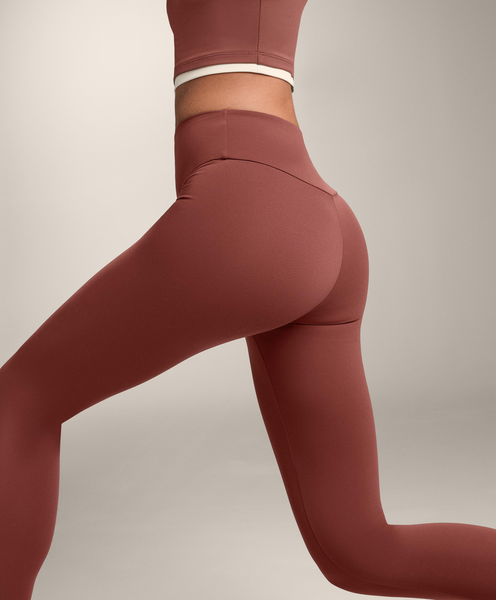 OYSHO Легинсы Comfortlux длиной до щиколотки с высокой посадкой, линялый махагон