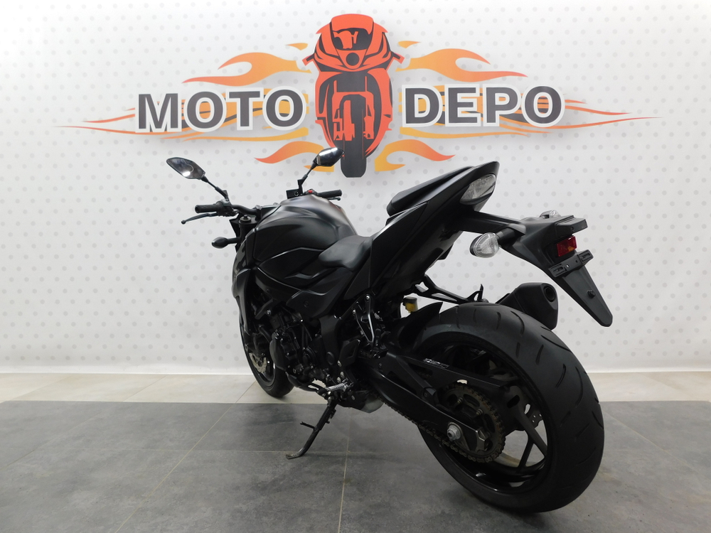 Suzuki GSX-S750 , 2021