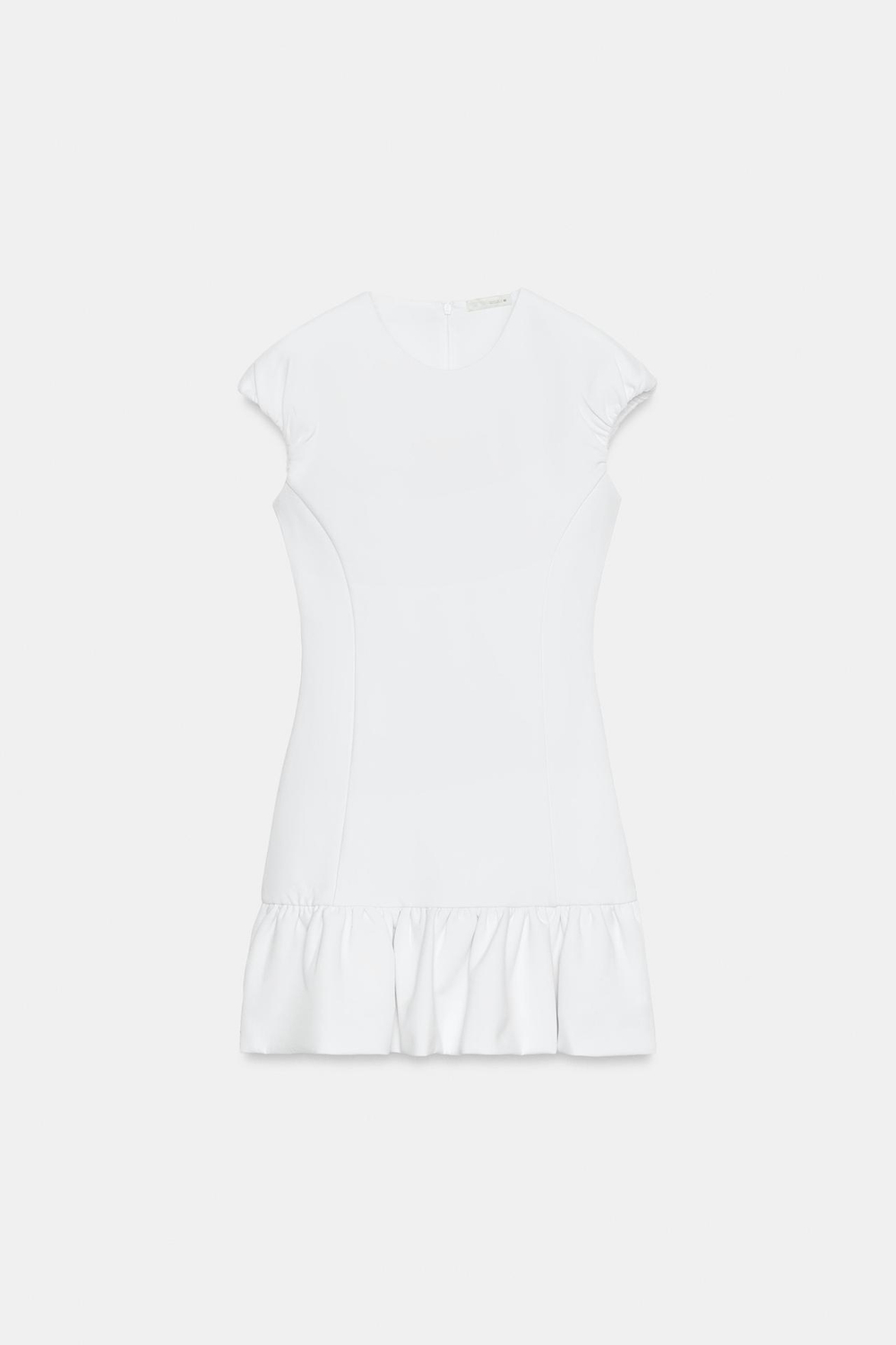 ZARA МИНИ-ПЛАТЬЕ С ВОЛАНАМИ, БЕЛЫЙ