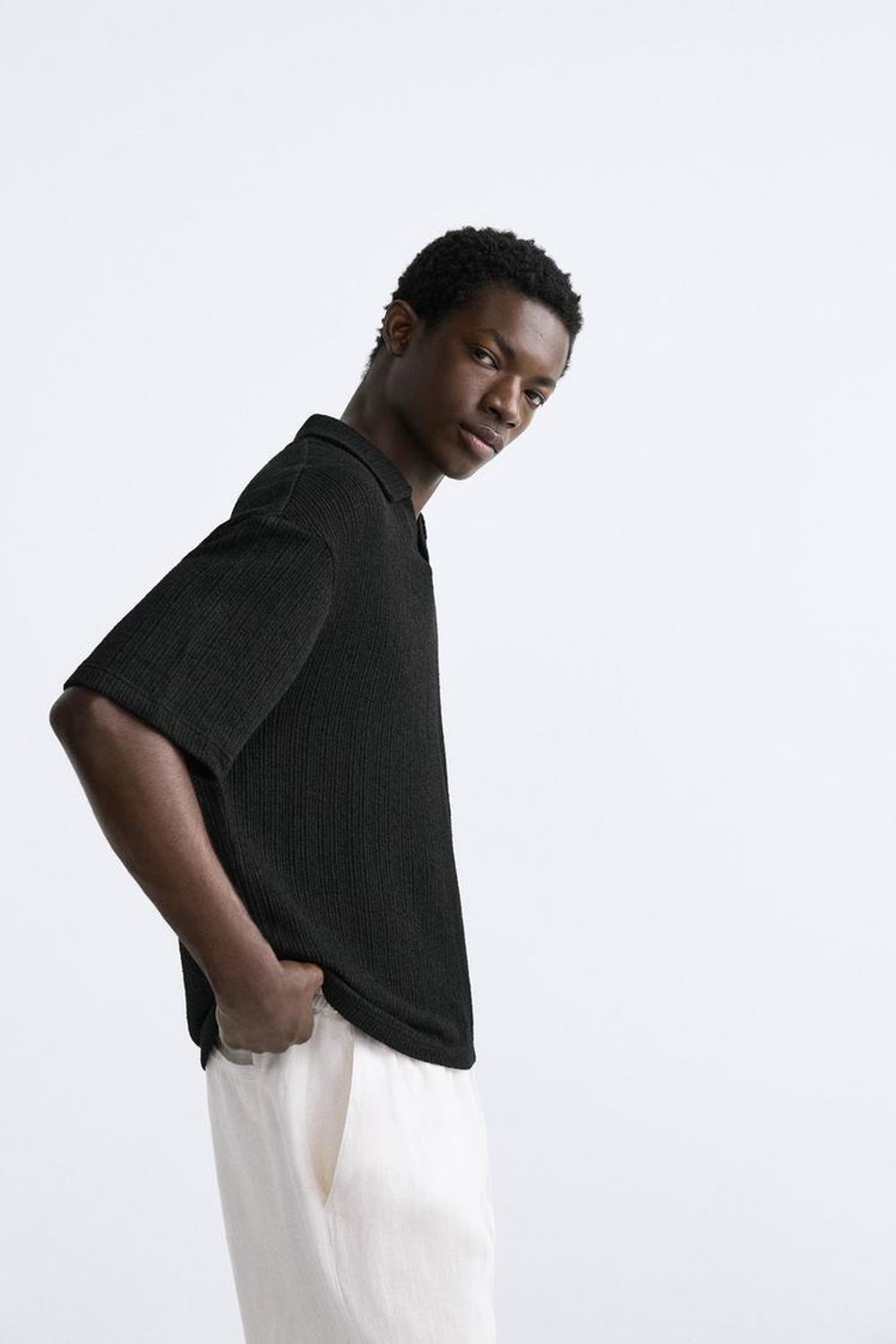 ZARA ПОЛО ИЗ РЕЛЬЕФНОЙ ТКАНИ, ЧЕРНЫЙ